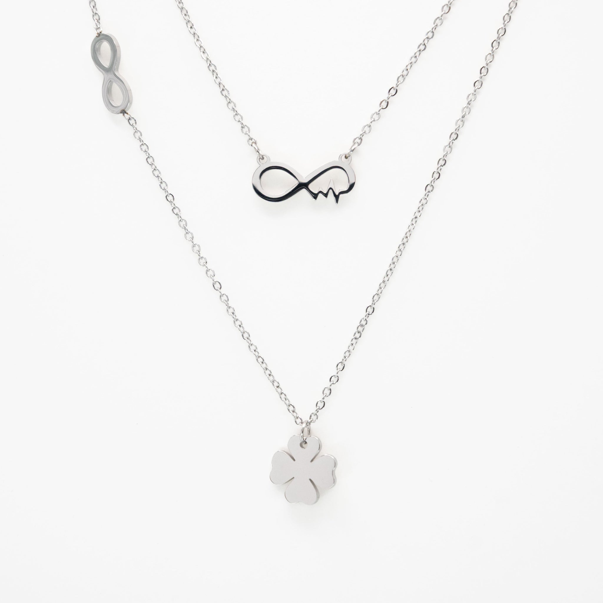 Collar Multicadena Trébol Infinito