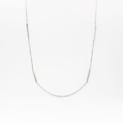Collar Minimalista Metálico
