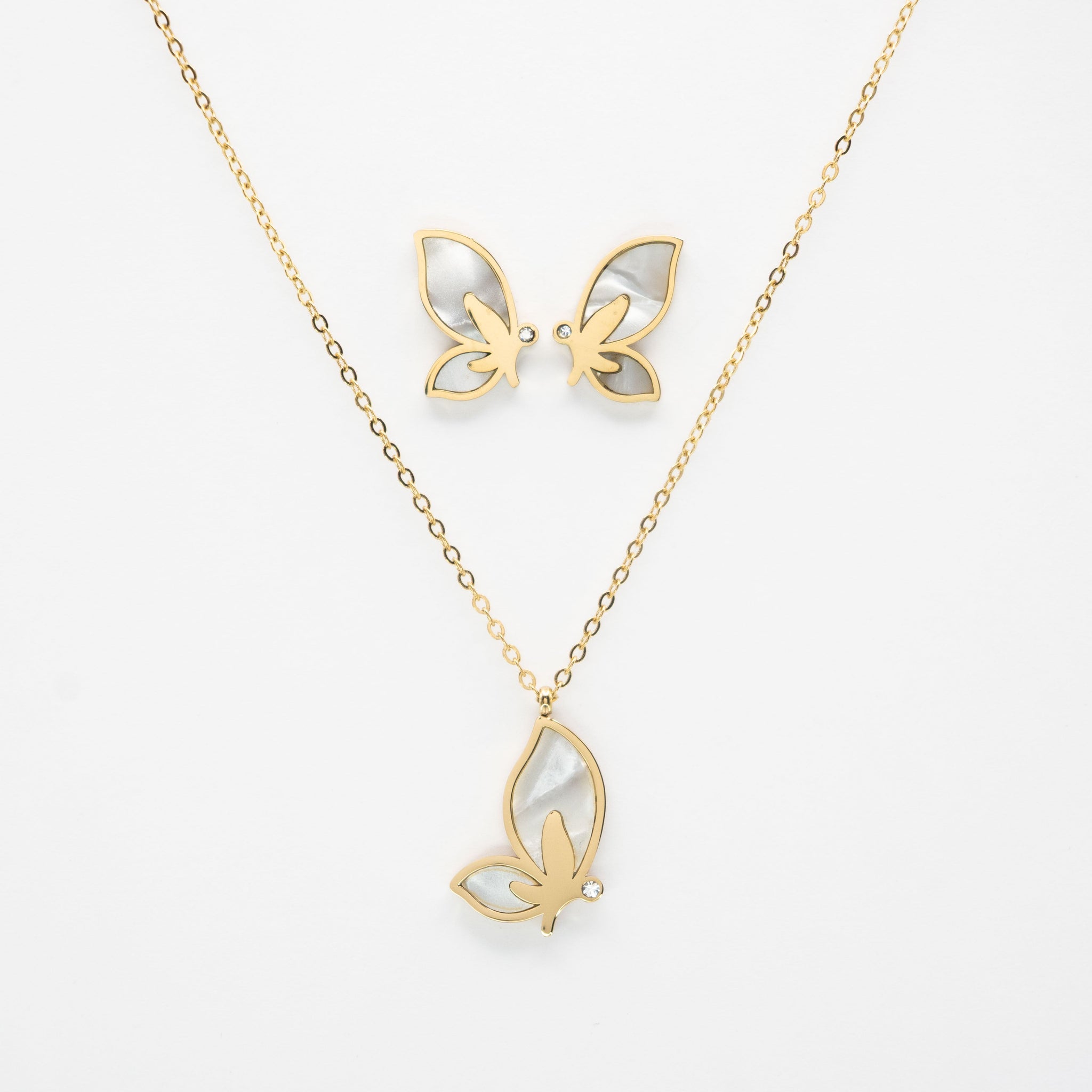 Set De Aretes Y Collar De Mariposa