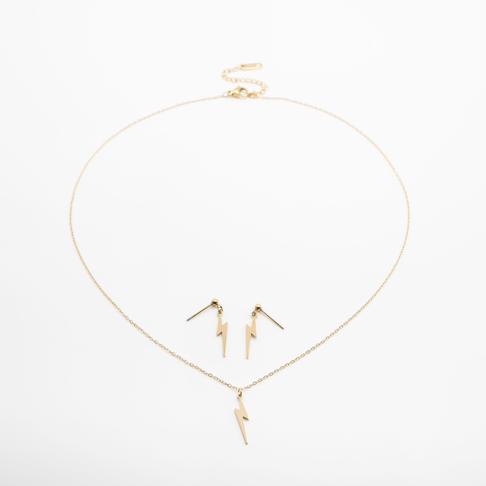 Set De Collar Y Aretes De Rayos