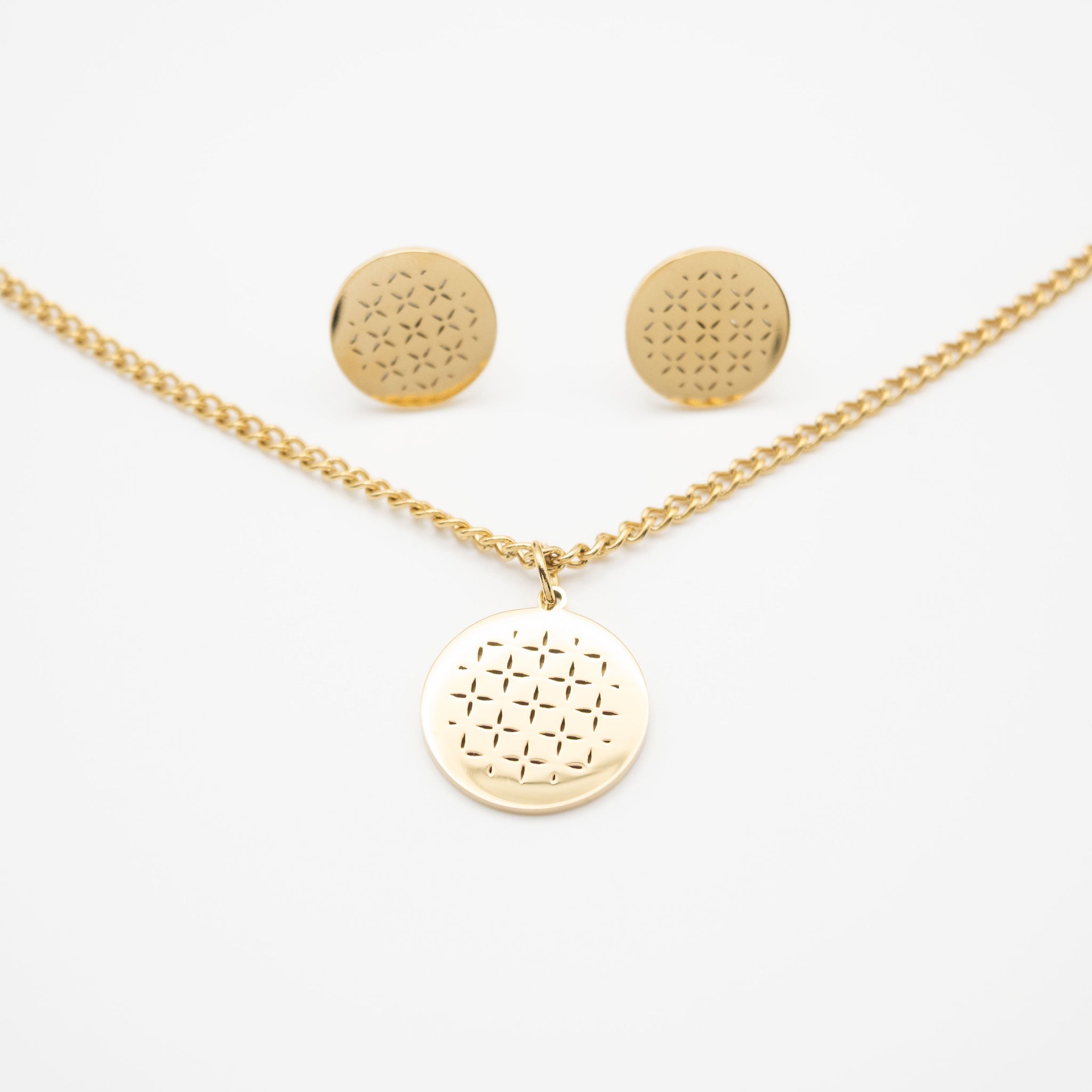 Set De Collar Y Aretes Con Diseño Calado