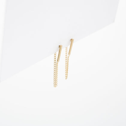 Aretes Dorados Con Con Cadena Colgante
