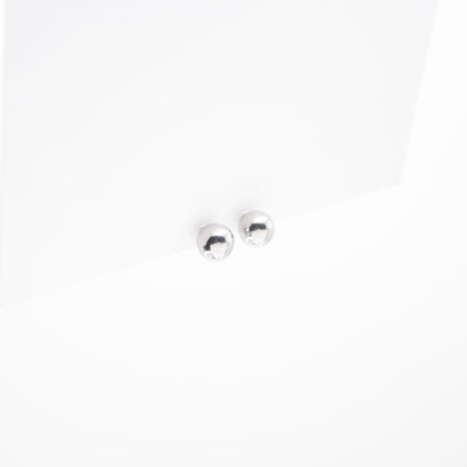 Aretes Minimalistas Plateados