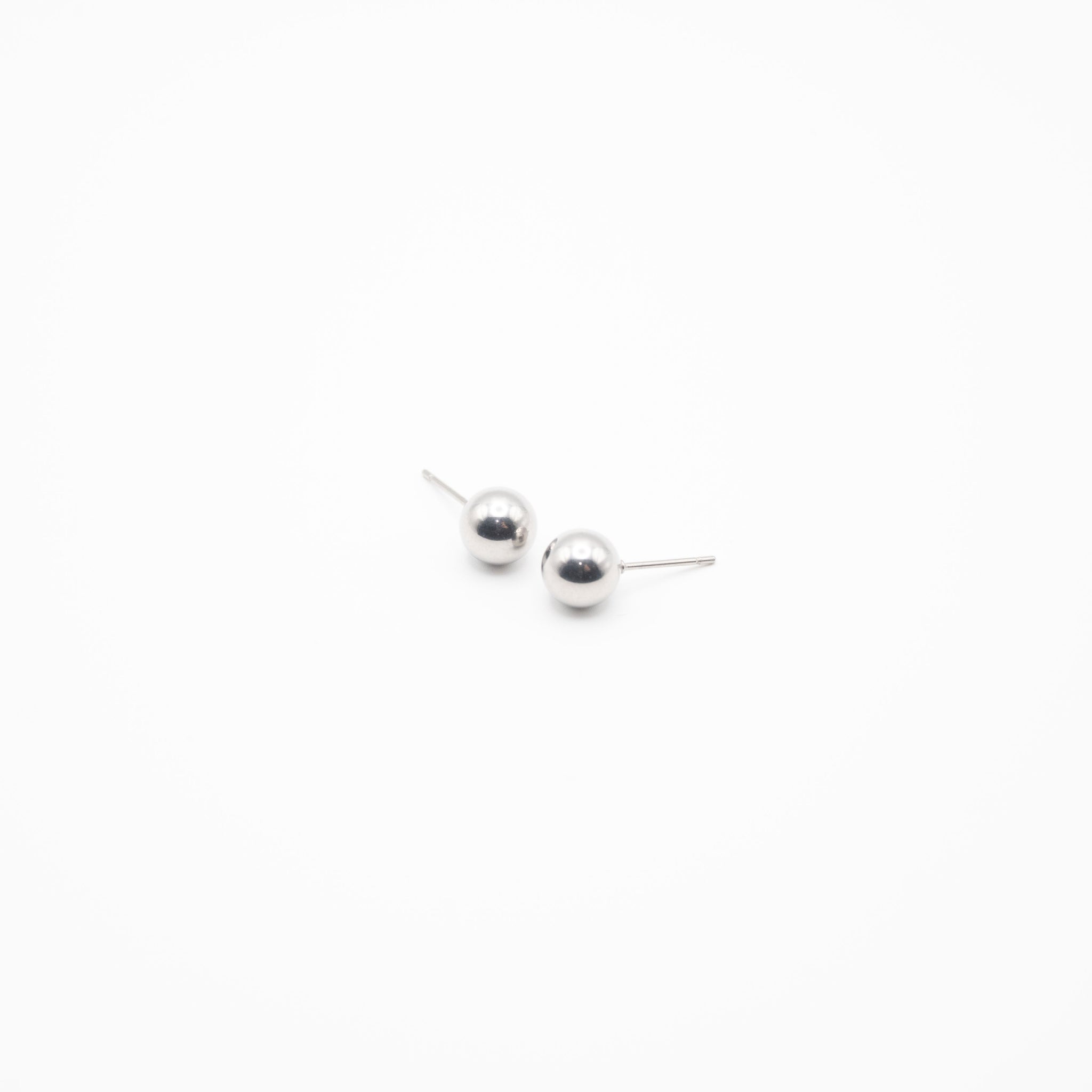 Aretes Minimalistas Plateados