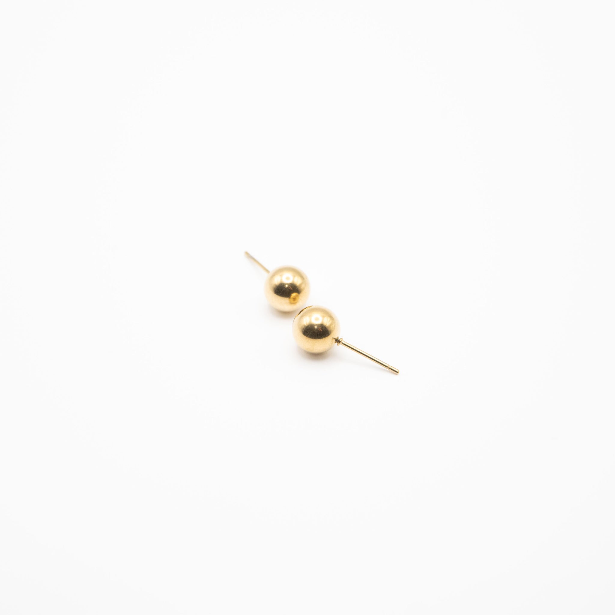 Aretes Dorados Minimalistas Mediano