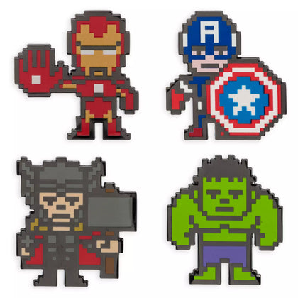 Marvel Portagafete Con Pin Avengers