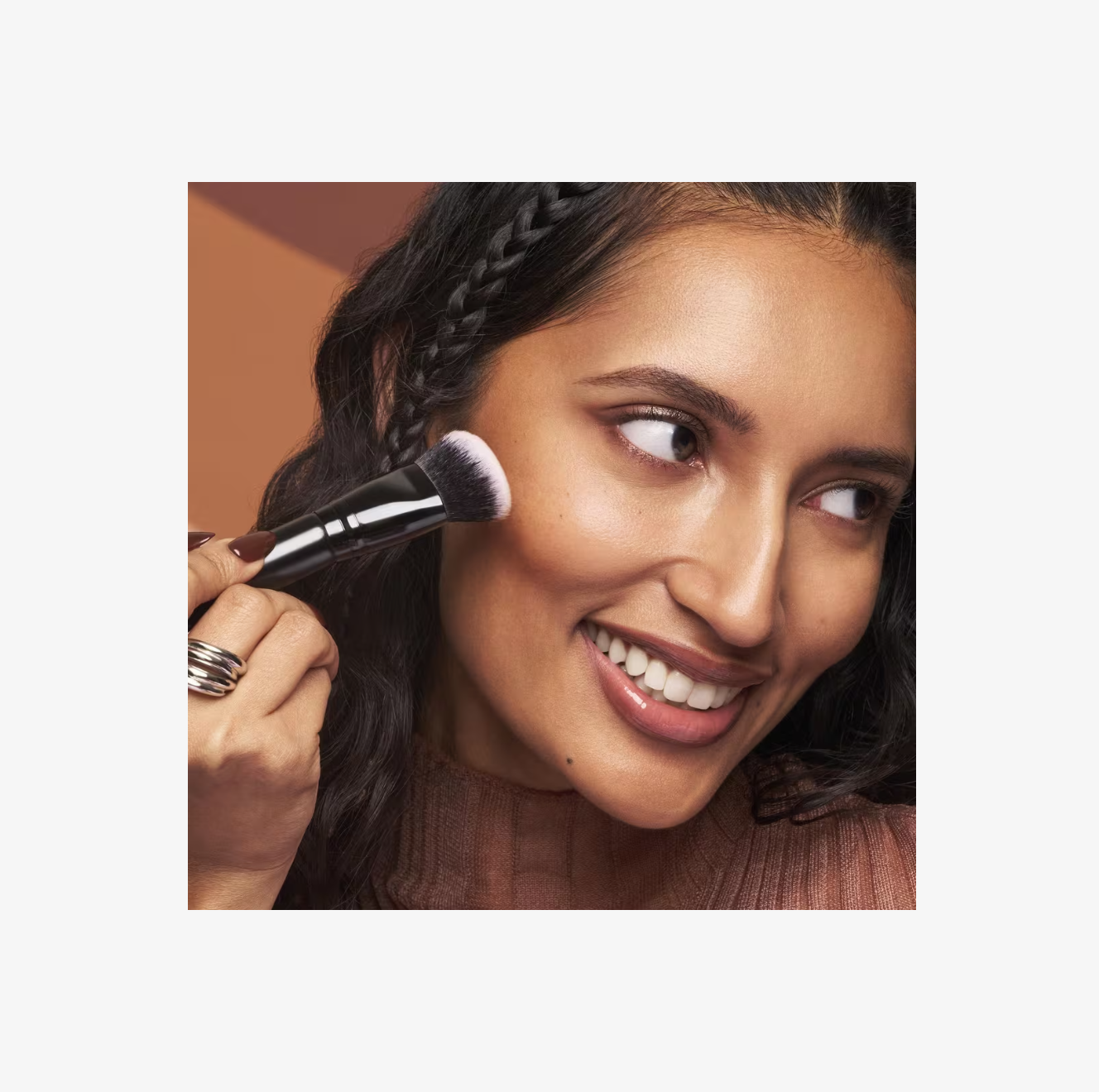Brocha Doble para Bronceador y Contorno Líquido