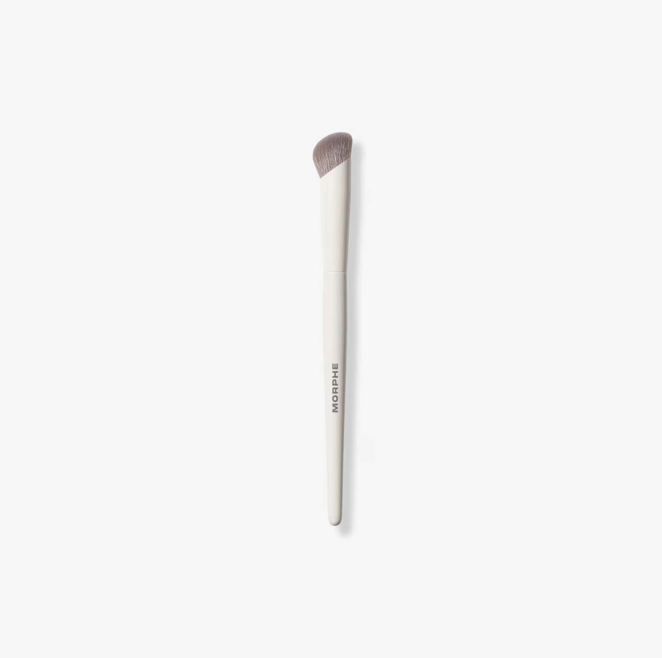 M132 Brocha Angular para Corrector