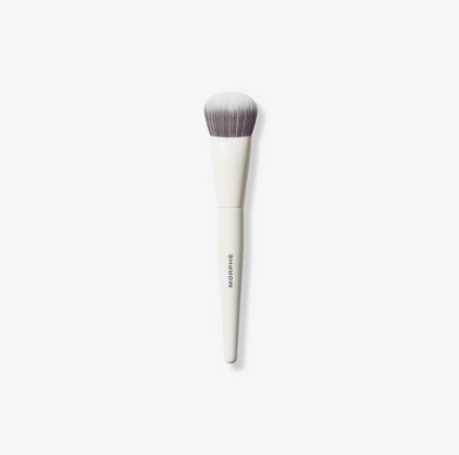 M242 Brocha Angular para Bronceador en Crema y Líquido