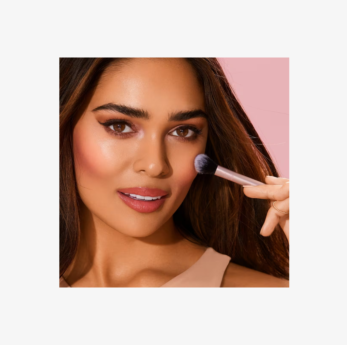 Makeup Setting Powder Brush – Real Techniques