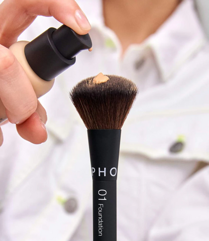 SEPHORA COLLECTION Brocha Esencial - 01 Foundation