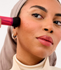 Benefit Cosmetics Brocha Hoola WaveMaker para bronceador