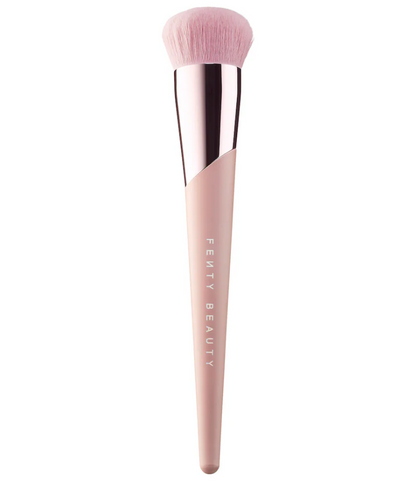 Fenty Beauty by Rihanna Brocha Kabuki-Buff para Base 115