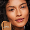 Saie Slip Tint — Corrector Radiante de Cobertura Media con Niacinamida