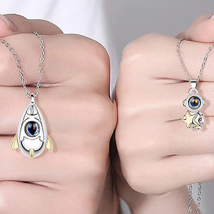 Set De Collares Para Pareja Proyecta Te Amo Astronauta Planeta Luna