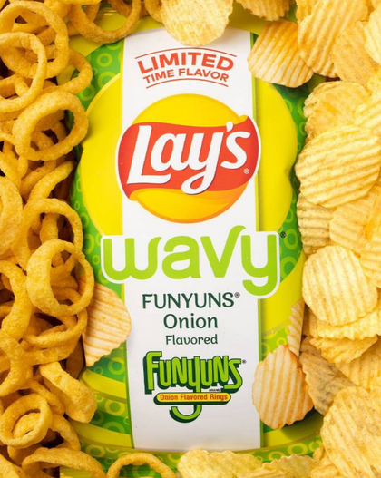 Lays Wavy Funyuns Onion - 7.5oz