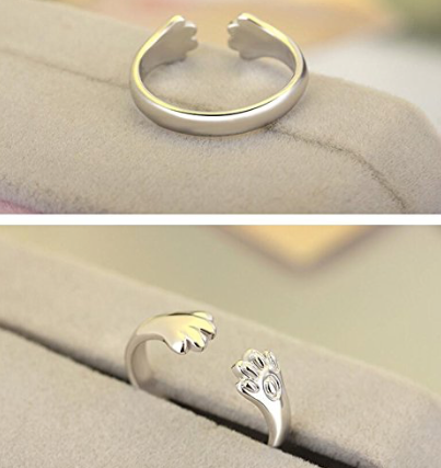 Anillo Plateado Huellita Abrazo
