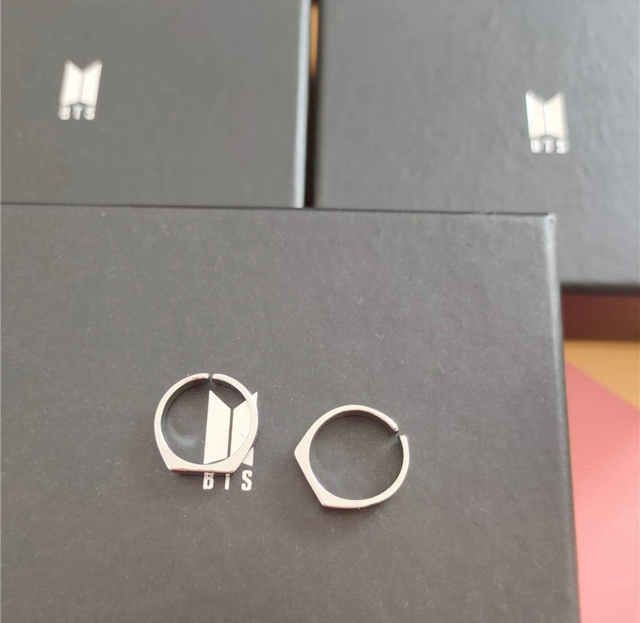 BTS Set De Anillos Bff Bt21 Army