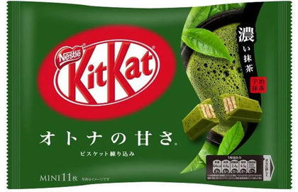 Kit kat chocolate Matcha dark green tea