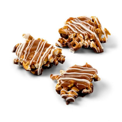 Halloween Maple Caramel Crunchy Clusters Pretzels - 6.5oz - Favorite Day™